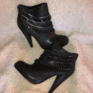 New Bebe Chandra platform booties size 9